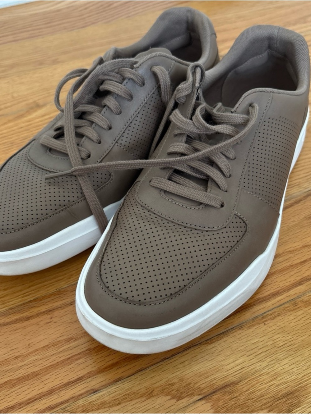 Cole Haan Men’s Taupe/Brown Leather Low-Top Sneakers with White Sole